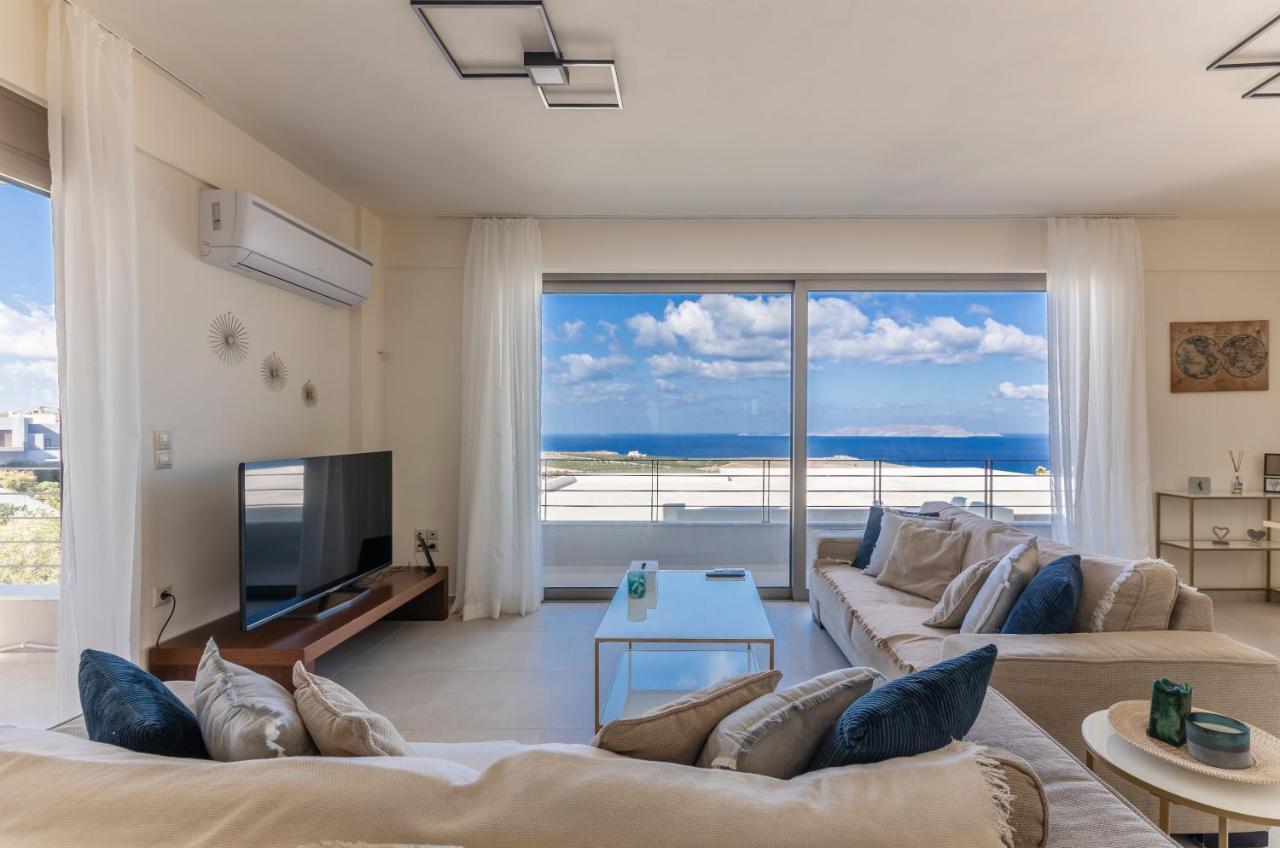3 Bedroom Villa With Stunning Sea View & Private Parking Eléa Kültér fotó