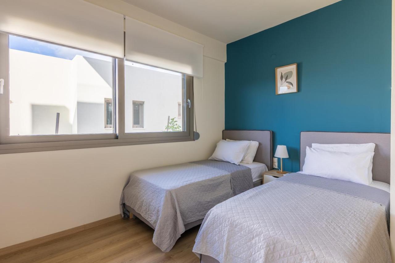 3 Bedroom Villa With Stunning Sea View & Private Parking Eléa Kültér fotó