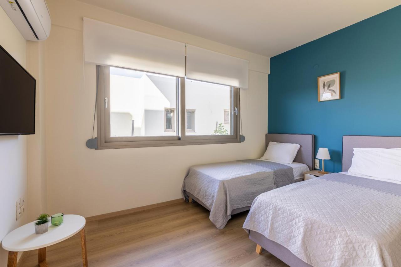 3 Bedroom Villa With Stunning Sea View & Private Parking Eléa Kültér fotó