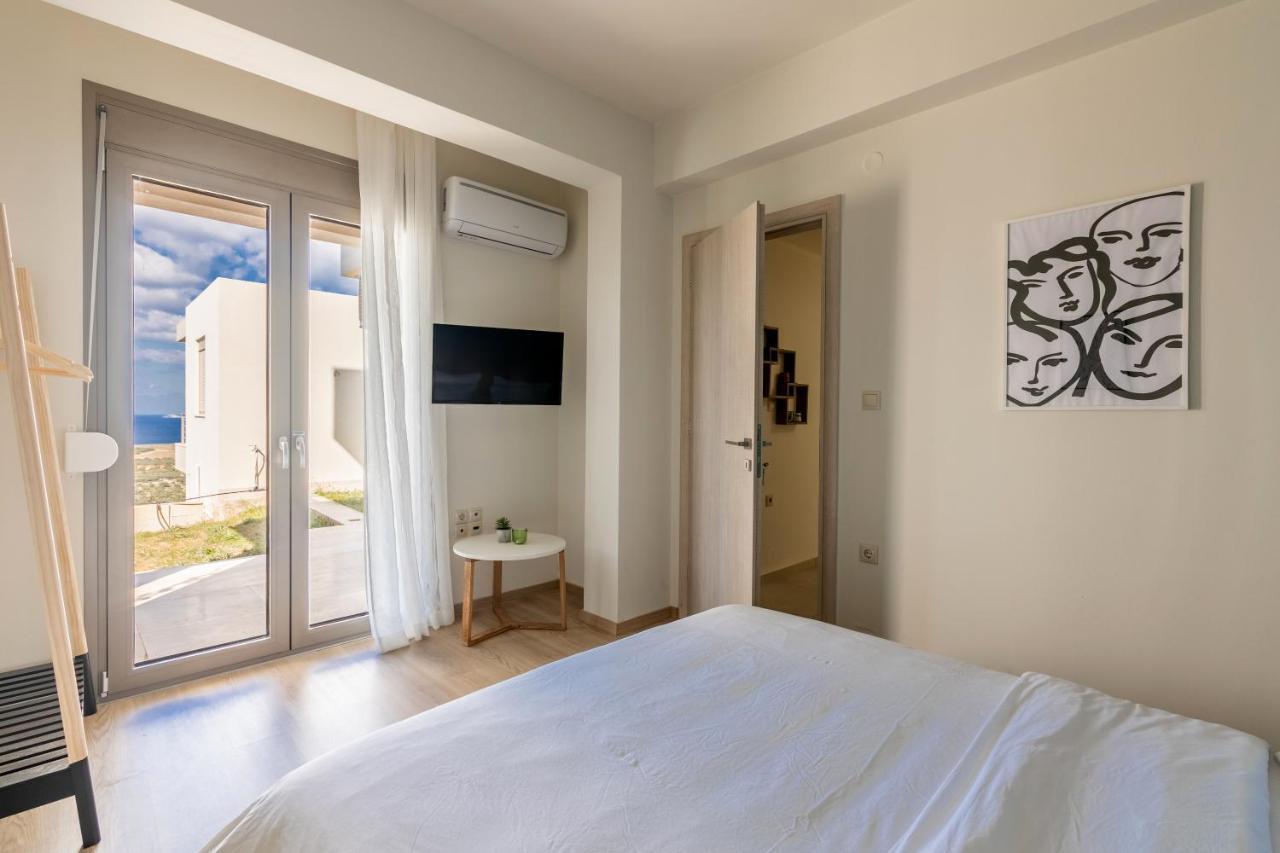 3 Bedroom Villa With Stunning Sea View & Private Parking Eléa Kültér fotó