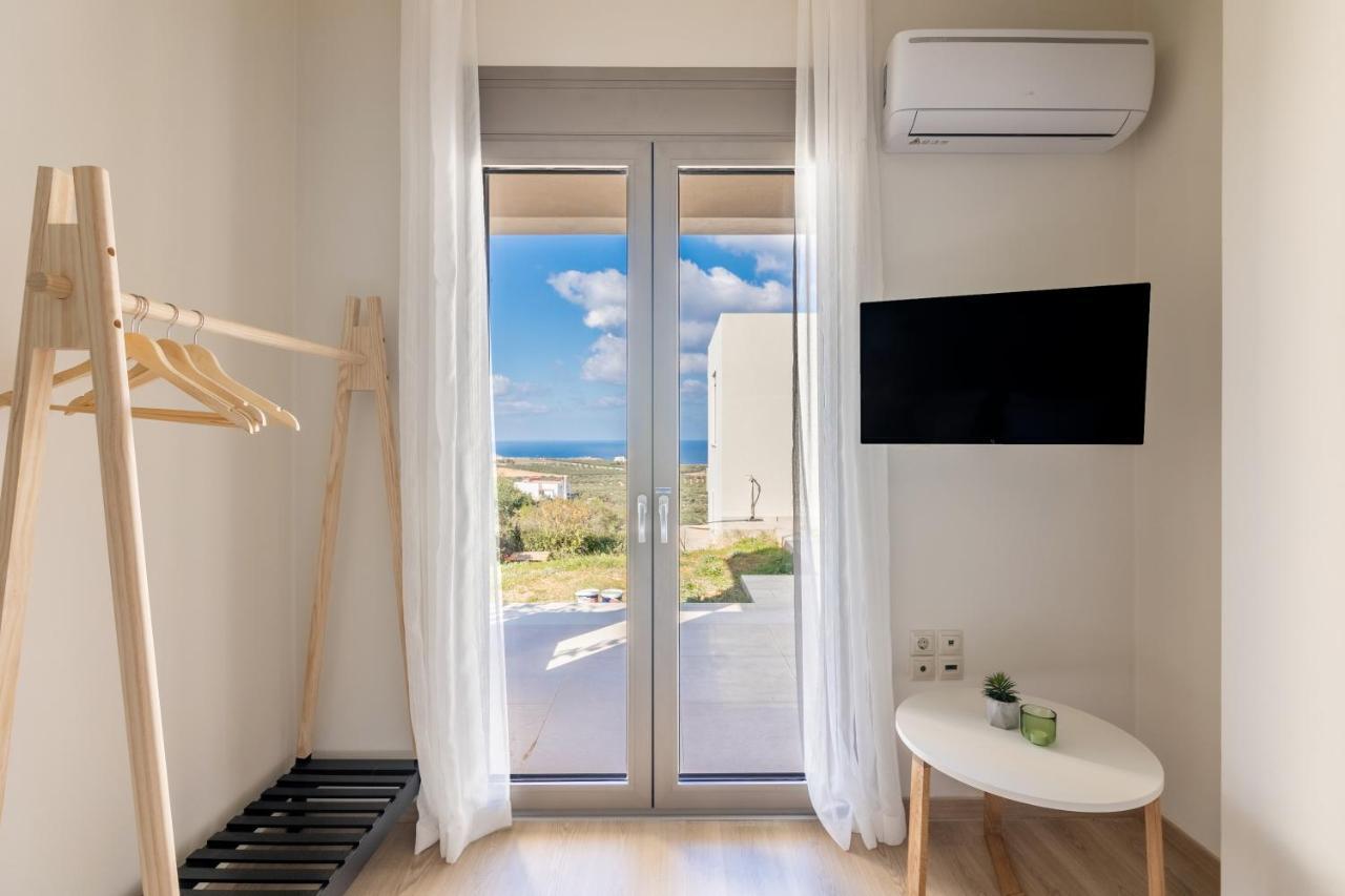 3 Bedroom Villa With Stunning Sea View & Private Parking Eléa Kültér fotó