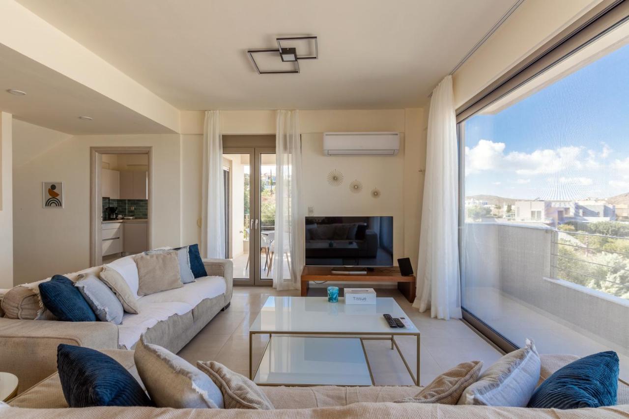 3 Bedroom Villa With Stunning Sea View & Private Parking Eléa Kültér fotó